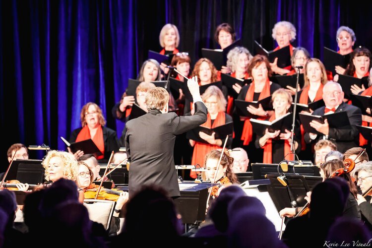 Topilow conducts "A Serenade to Music" at Sawmill Creek Convention Center.