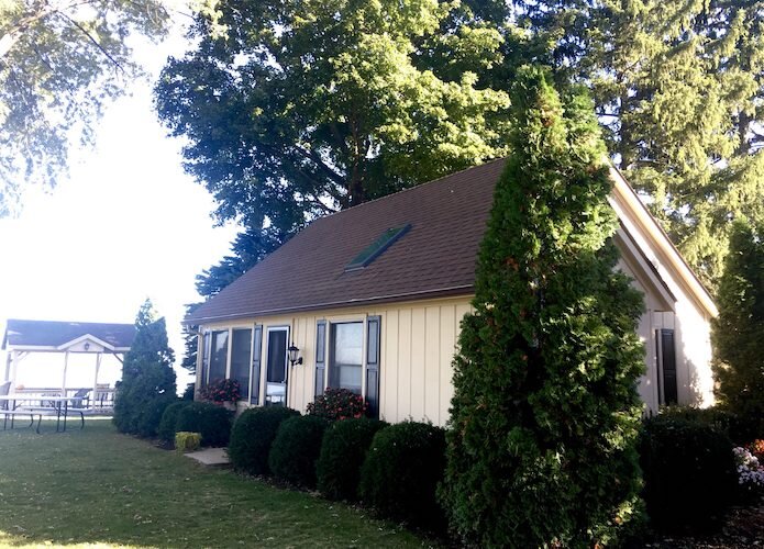 One of the cottages available at the Cottages at the Water's Edge.