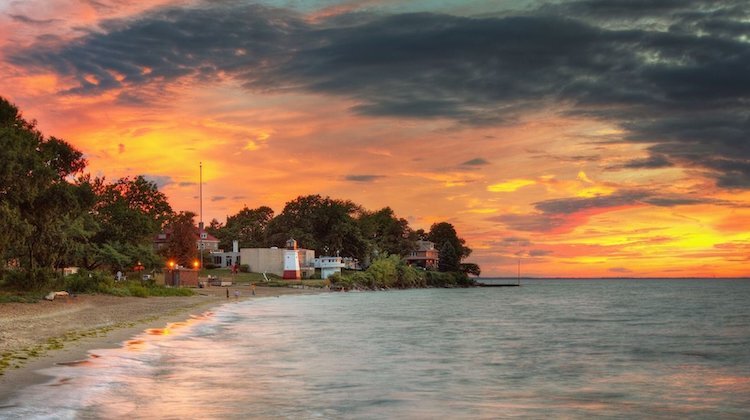 Main Street Beach in Vermilion